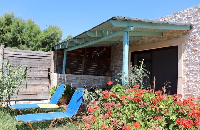 Panoramic view of the sea, close to the beach, wifi - holiday home Triopetra, Cr