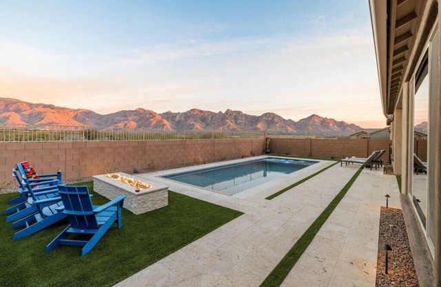 Panoramic views w/Heated Saltwater Pool + Spa