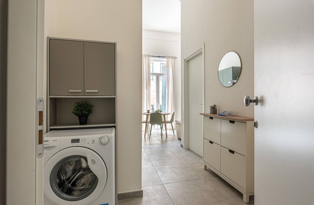 Panurban Green Apartment by Wonderful Italy