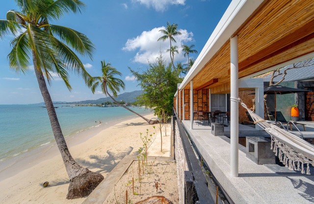 Pao Jin Poon Beach Front Villa