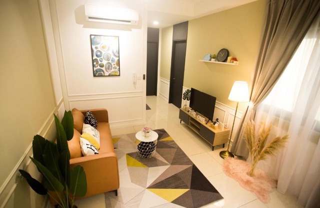 Paradigm Residence By The one - upstair of paradigm mall JB