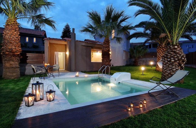 Paradise Island Villas