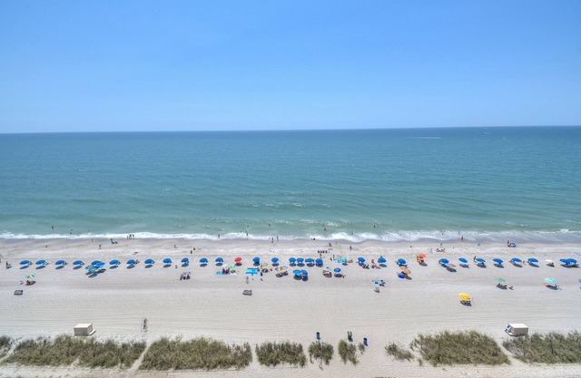 Paradise Resort by Elliott Beach Rentals