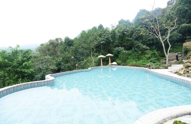 Paragon Resort