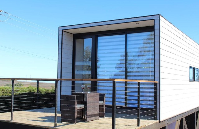 Parcela PLANA con Casa Vista al Mar y Valle, WIFI, TV CABLE, UBICACIÓN PRIVILEGIADA, Portón Automático, PRIVADA