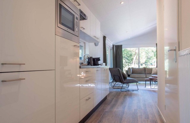 ✓ Parel at Bospark Ede ✓ Holiday home for 4 people ✓ Located in Ede (Gelderland) ✓ Holiday resort in the Veluwe region ✓ Book directly at the resort