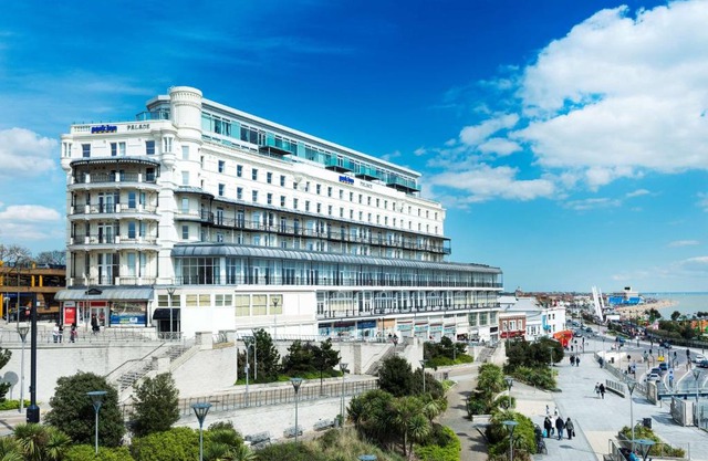 Park Inn by Radisson Palace