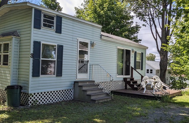 Park unit #3 for rent by Silver Lake NY