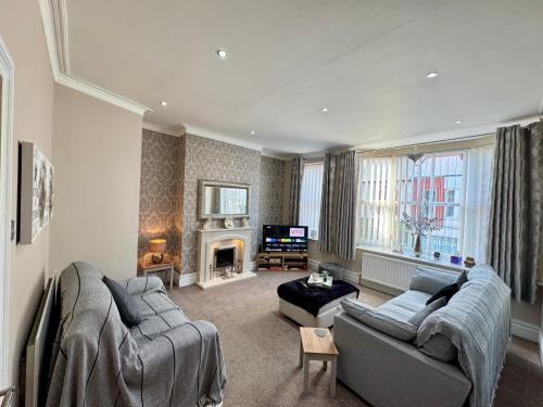 Park View Maisonette, Luxurious 3 bed holiday home