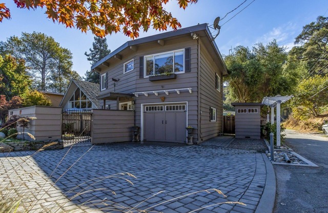 PARK YOUR CAR FOR A WEEK AND WALK TO THE BEACH!