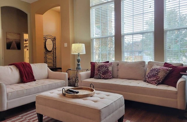 Parkview House @ Autumn Lake