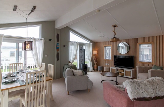 Pass the Keys | Cozy 2-Bed Lodge by the Sea – Whitley Bay Retreat