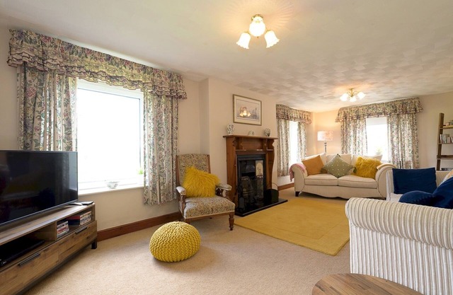 Pass the Keys | Porth Vaynor Farmhouse and Gardens