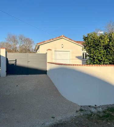 pavillon neuf avec terrasse piscine 6 pers