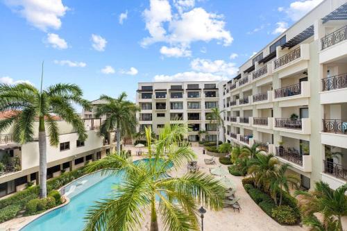 PC312 - Pool View - 1BR Perfect for a couple - Close to Palm Beach