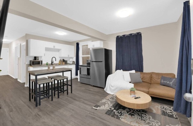 Peaceful 2 Bed by Riverside