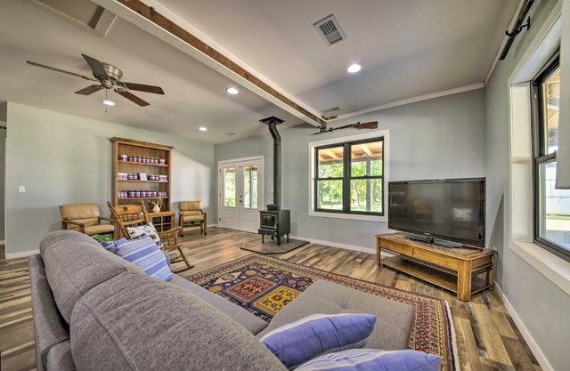 Peaceful Guest Home with Patio on 152-Acre Farm