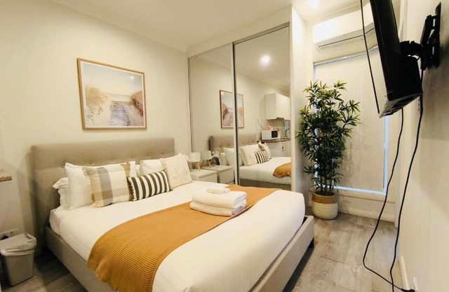 Peaceful Studio Hidden in Kingsgrove