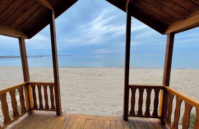 peacesful house by the black sea