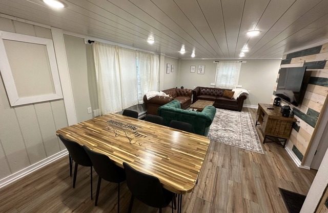 Peak's Paradise - 3-Bedroom