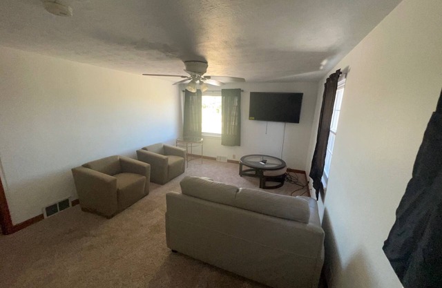 Pebbles Suite above Bedrock Tavern