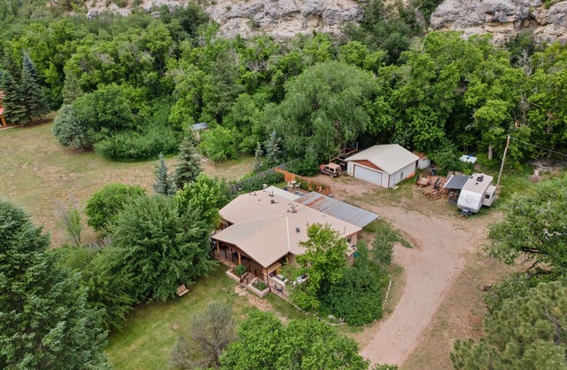 Pecos River Retreat with a Hot Tub