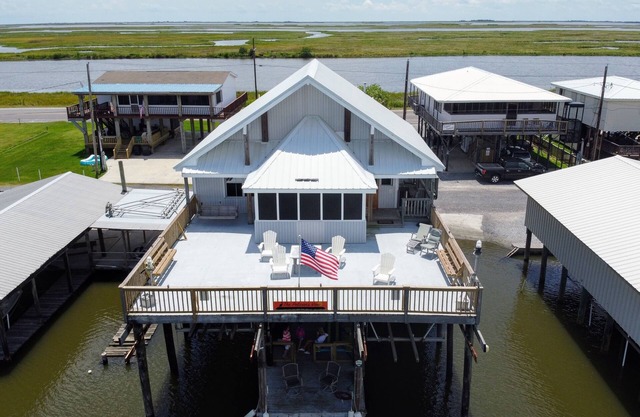 Pelican's View Lodge- Boat Launch- Trailer Parking- Lights for night fishing