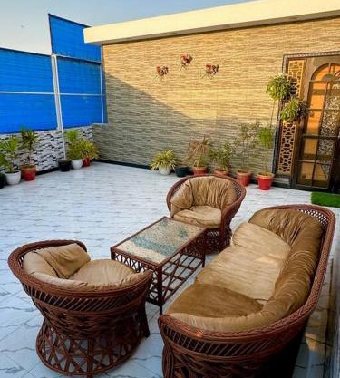 Pent house home in karachi 2 bedroom aprtment