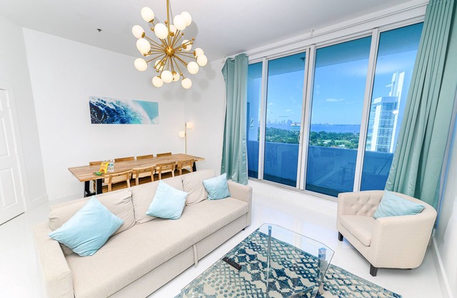 PentHouse Balcony Bayfront