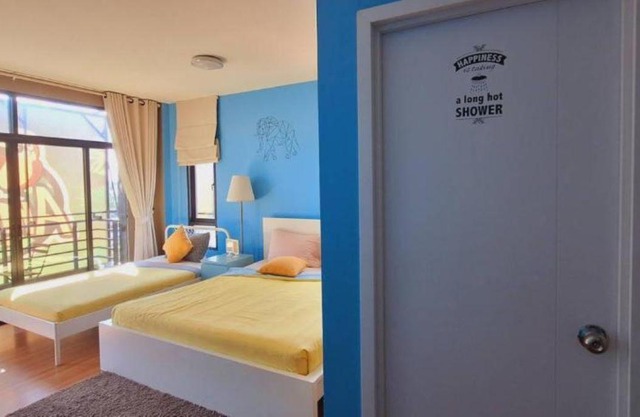 Peony's Home - Triple Room with Private Bathroom