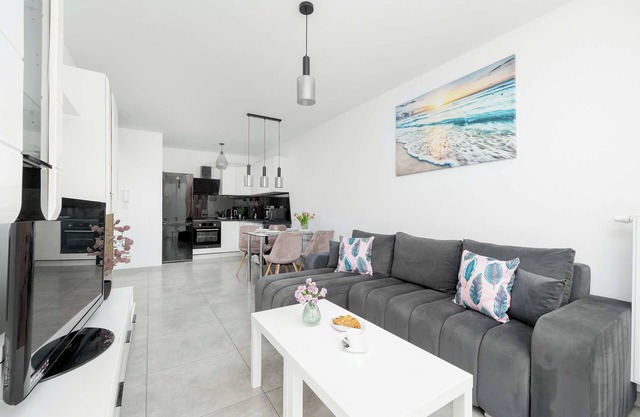 Perłowa Przystań | Elegant Apartment | Pool