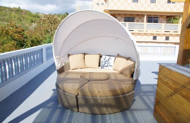 PeregrinaHouseSuite7, Ocean View & Private Jacuzzi