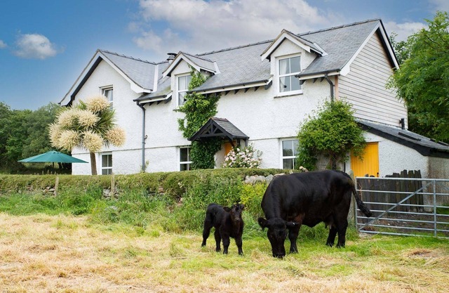 Perthi-Uchaf - a self catering cottage that sleeps 6 guests in 3 bedrooms