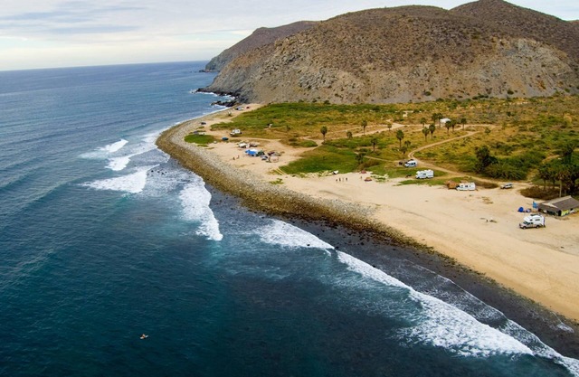 Pescadero Palace 4BR Guest House w/Pool, Jacuzzi, and Beach Front!