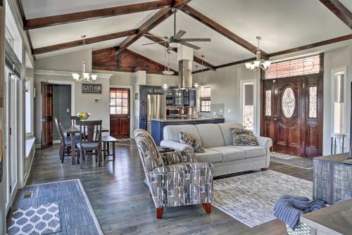 Pet-Friendly Branson Area Home Hot Tub, Game Room
