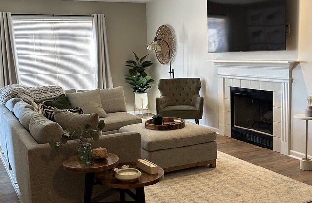 Pet friendly house minutes from Kentucky Horse Park and UK