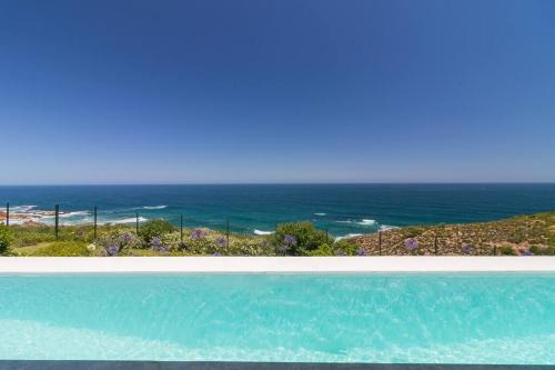 Pezula Beachfront Splendour - 5 bedroom