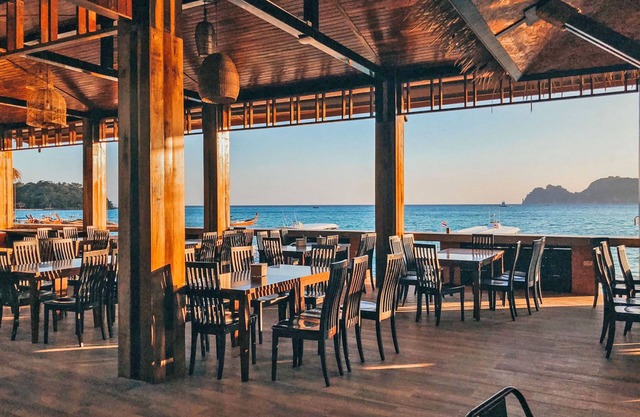 Phi Phi Andaman Beach Resort