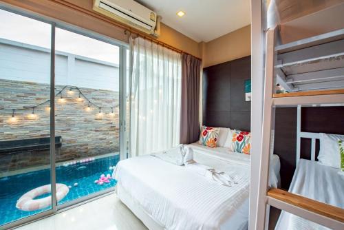 Phirom3 pool villa pattaya