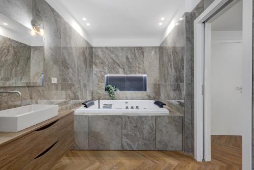 Piazza Mazzini Suite con Vasca Idromassaggio