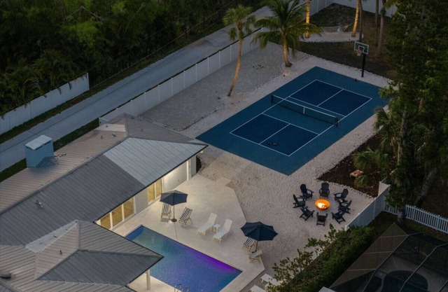 Pickleball Paradise - Private Family Resort