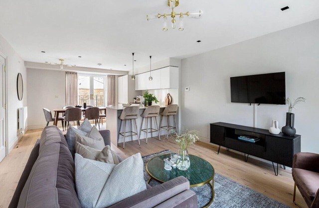 Pimlico Road Chelsea 3 bedroom apartment