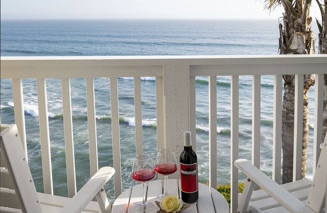 Pismo Lighthouse Suites