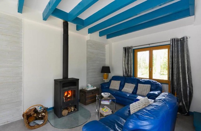 Plage700m, Maison d'hôte très calme,écrin de verdure, Sauna, Borne élect, Bord GR34