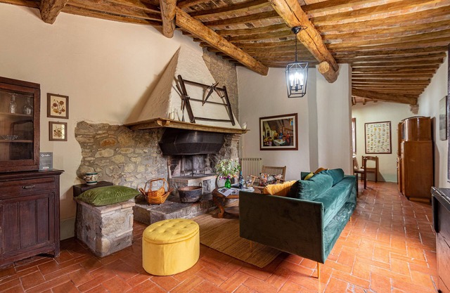 Podere Colombaio - Verbena chalet in historical Podere in Val d'Orcia