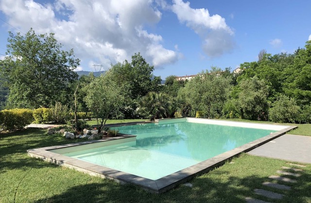 Podere dei Poeti 20 Pax Large pool, A/C, free WiFi, BBQ near Cinque Terre