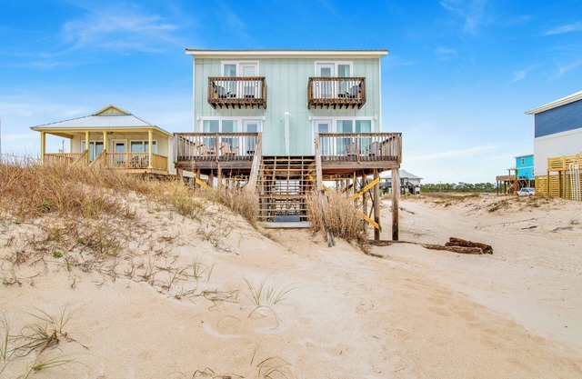 Point Clear B - Beachfront Pet-Friendly Duplex