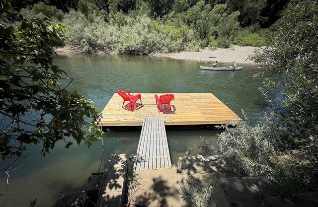 Point of View- STUNNING & New EPIC Home! Private Dock! Hot Tub, Pups, WiFi