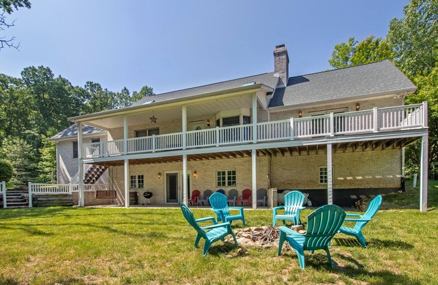 Pond Access, Game Room & Rec passes!