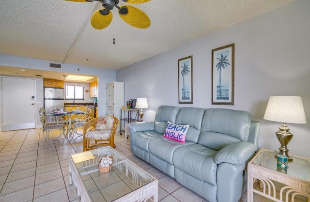 Pool and Beach Access Waterfront Hudson Condo!